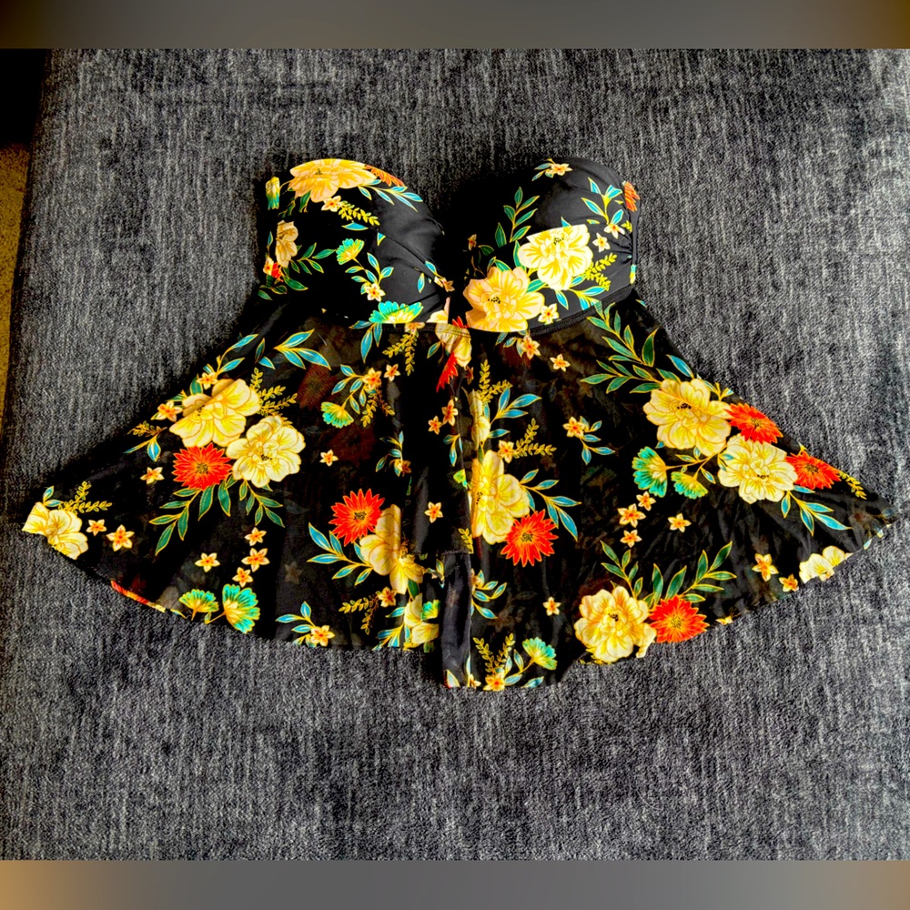 Floral swim top